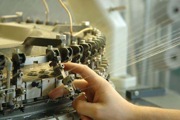 Hamboya örme üretim hattı kumaş kalite kontrol süreci